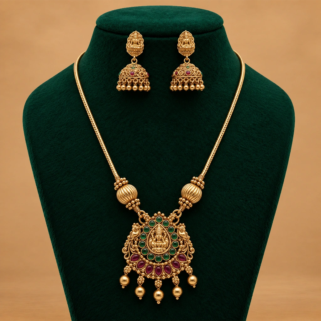 Divine Lakshmi Pendant Set